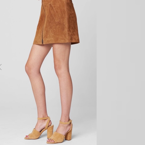 BlankNYC 
ALDER SKIRT
#73K-0433-ALDER BROWN 🤍 - Picture 2 of 14